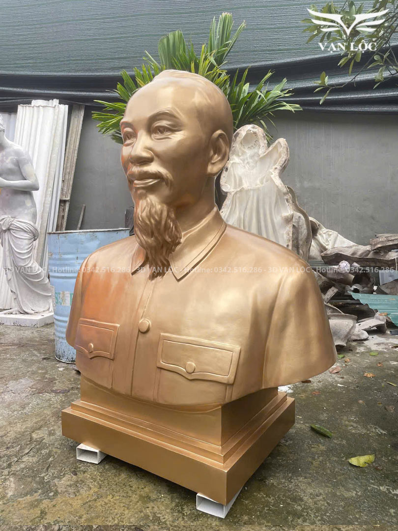 Hoàn thiện pho tượng Bác Hồ cao 1m5 (bán thân) cho Hội trường Quốc hội